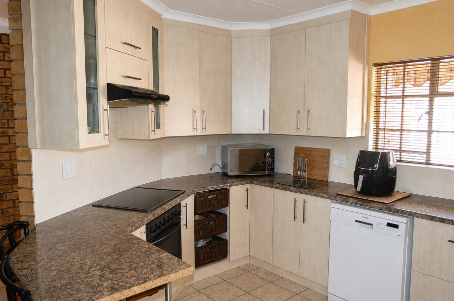 2 Bedroom Property for Sale in Doringkruin North West